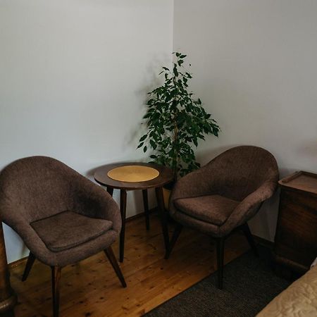 Hemina Vendeghaz Hotel Tata Eksteriør billede