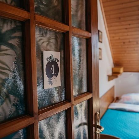 Hemina Vendeghaz Hotel Tata Eksteriør billede
