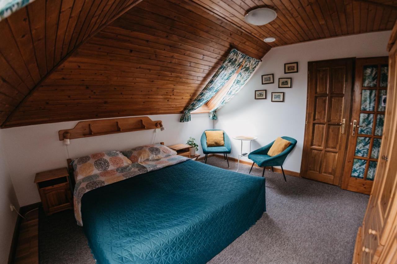 Hemina Vendeghaz Hotel Tata Eksteriør billede